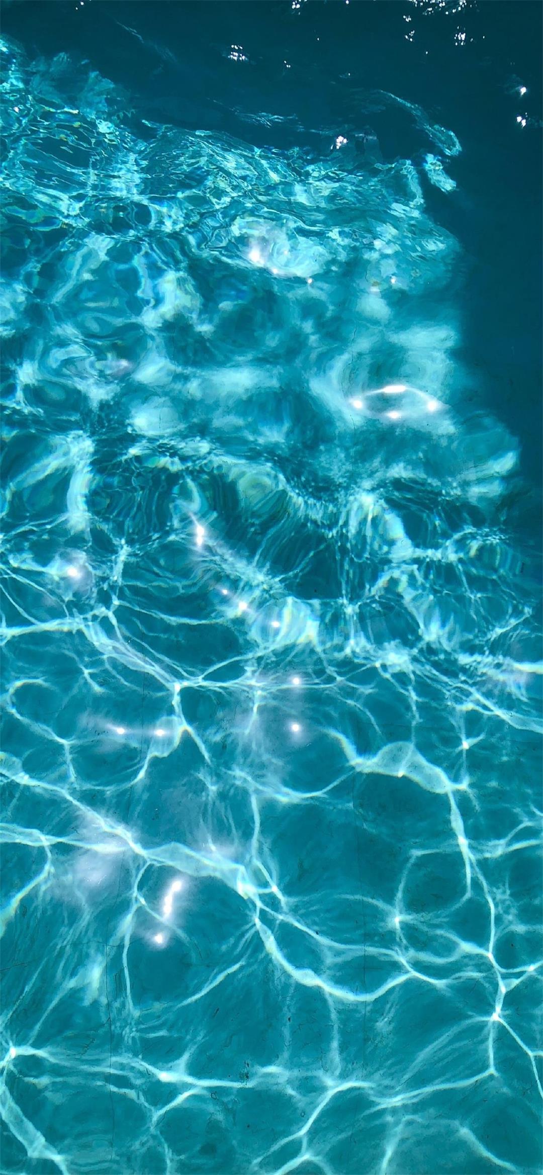 sparkling water swimming pool water