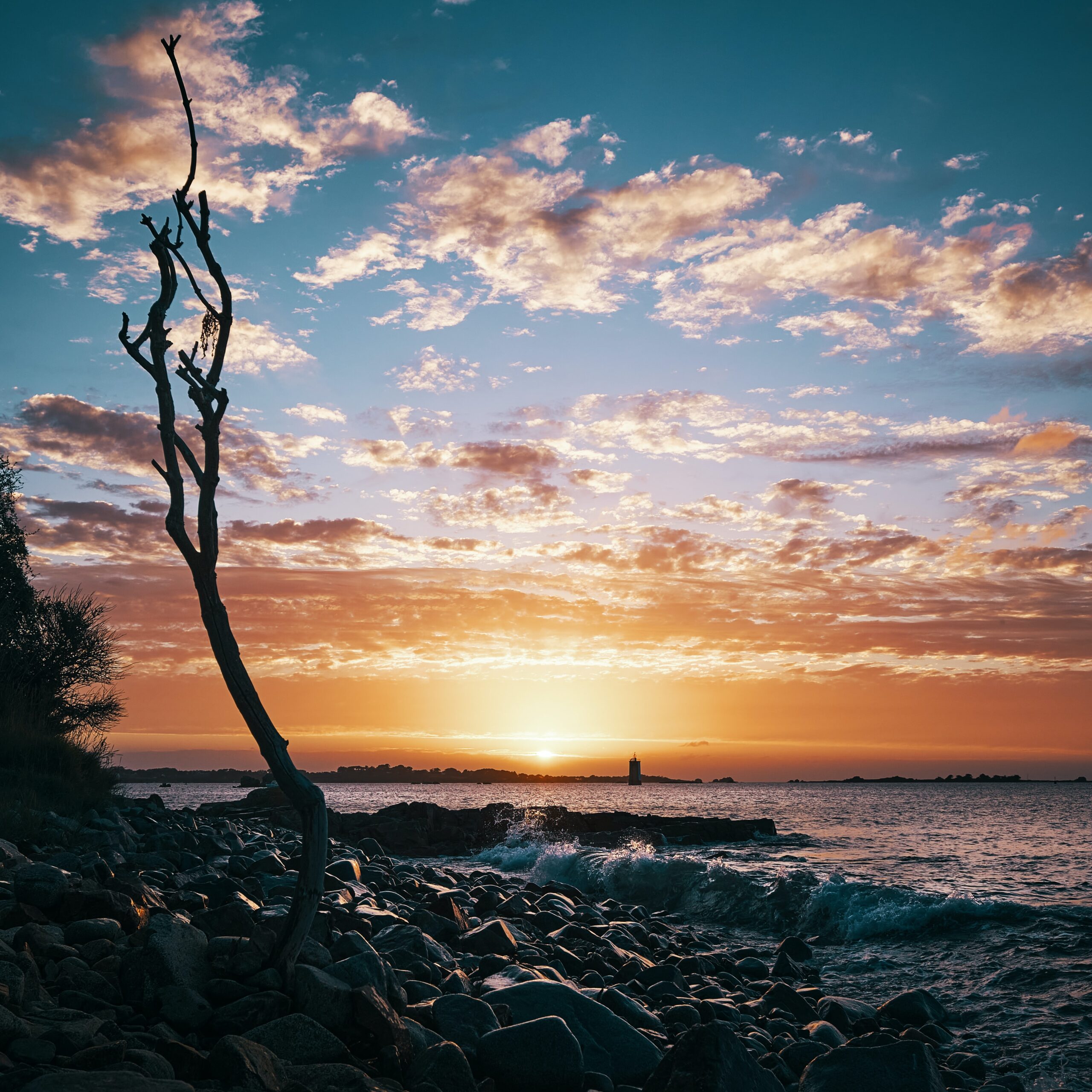 sunset rocky beach ocean seascape