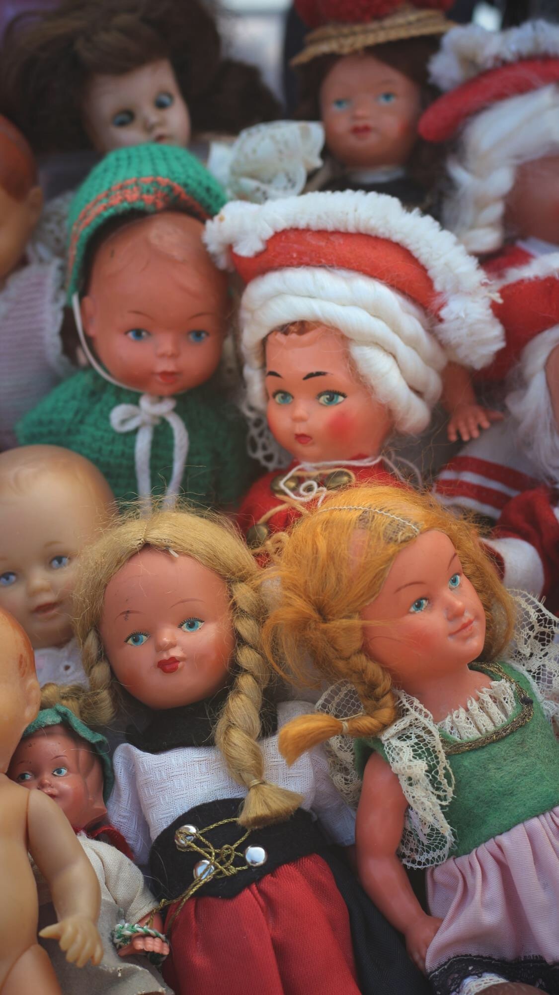 vintage dolls antique toys collection