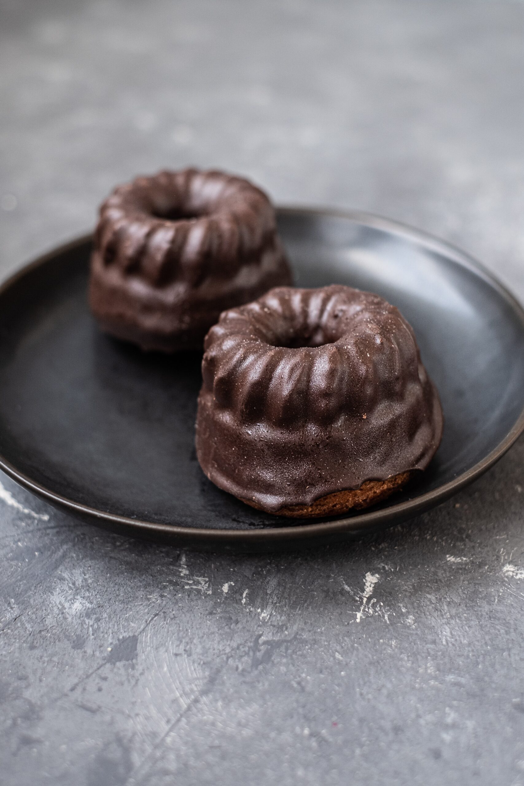 chocolate bundt cake mini cakes dessert