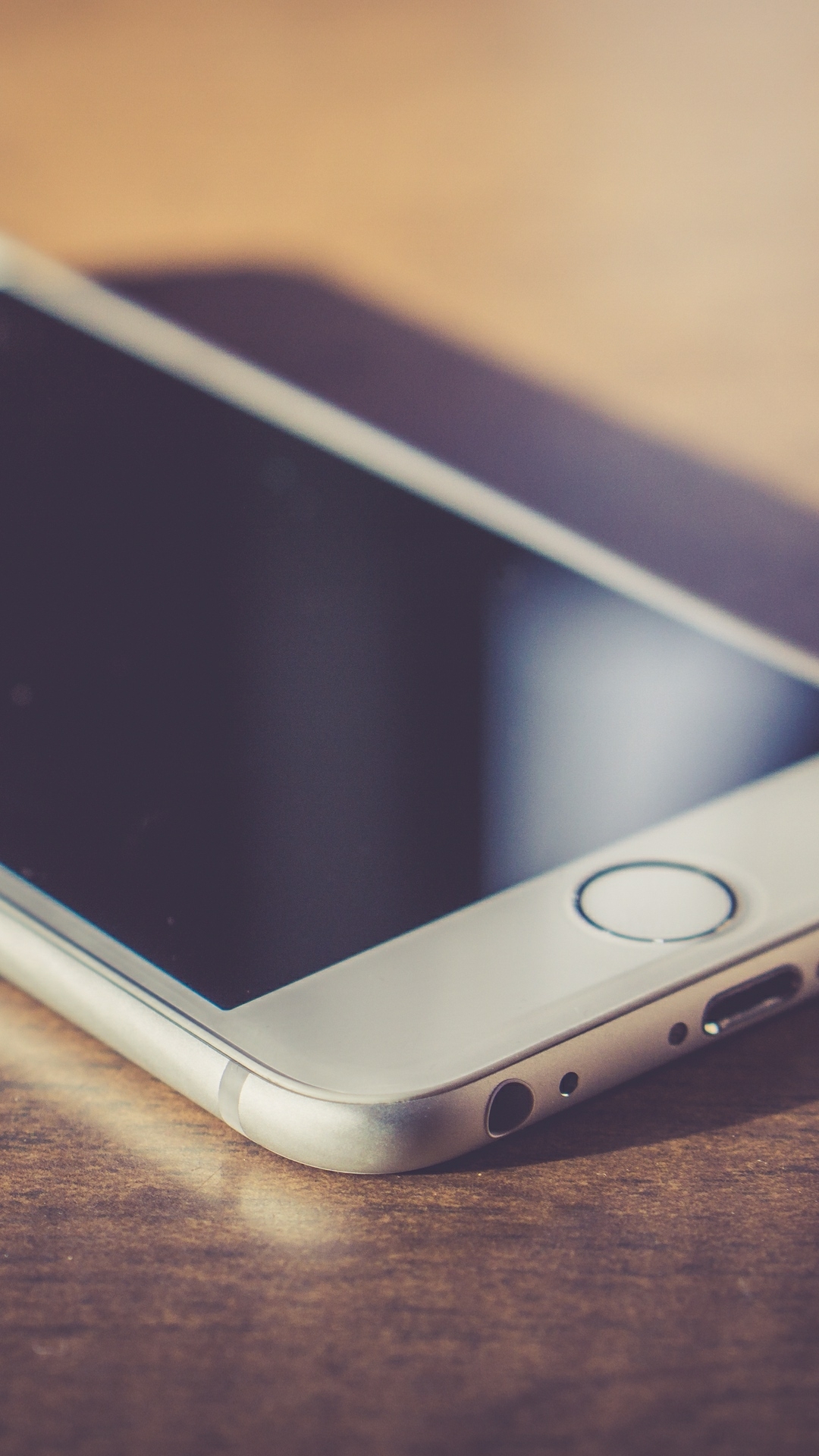 smartphone iphone mobile device screen